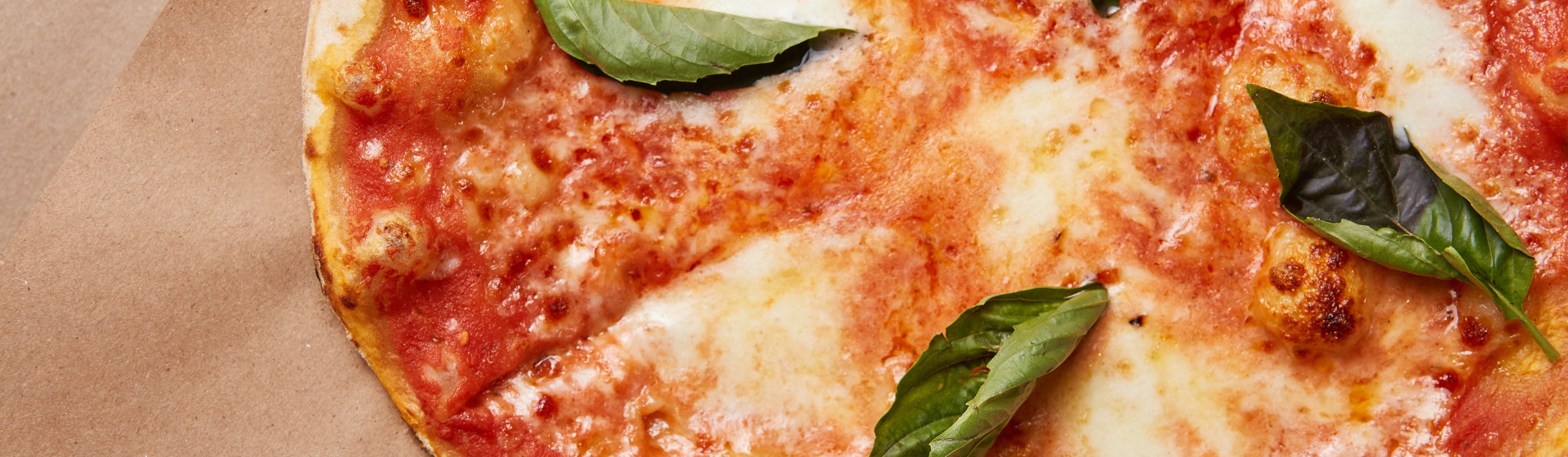 pourquoi les français préfèrent la pizza napolitaine à la pizza romaine